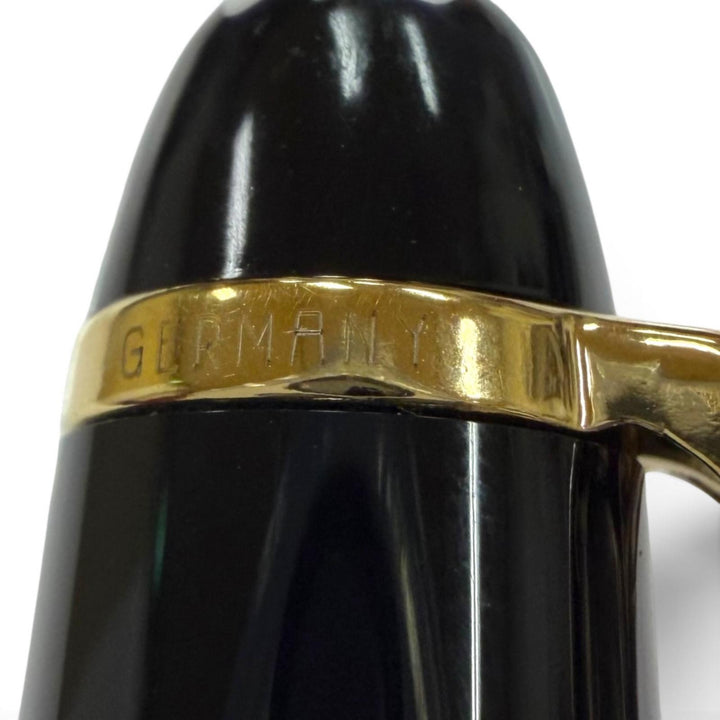 Excellent MONTBLANC fountain pen Meisterstück classic pix black 14K mens
