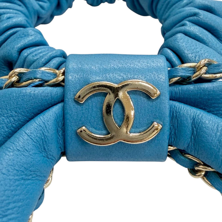 Pristine CHANEL COCO Mark Ribbon Chain Scrunchie blue leather AA8258 A22S