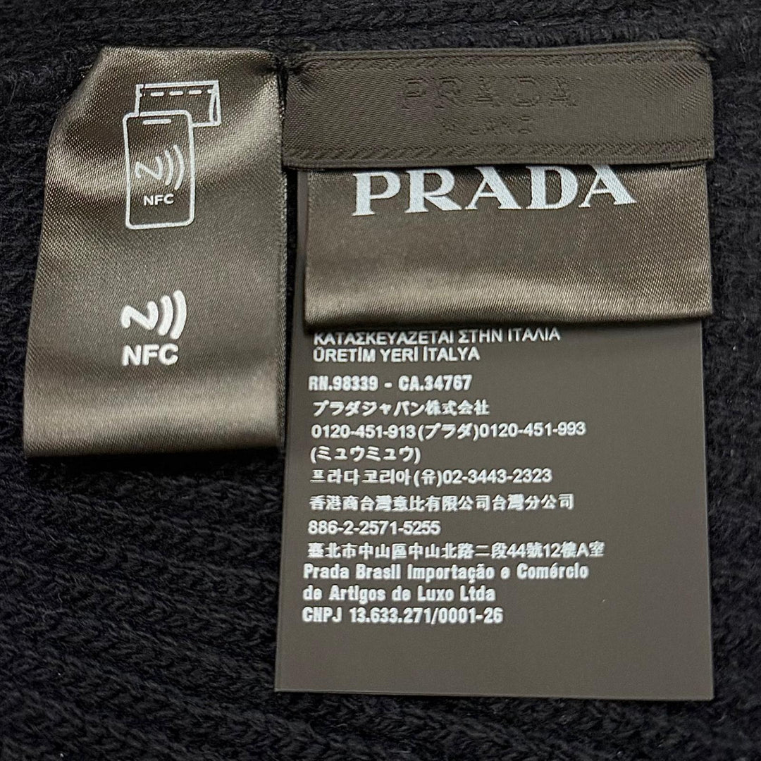 Great PRADA Knit cap Triangle logo, triangular plate, hat Virgin wool L UMD489