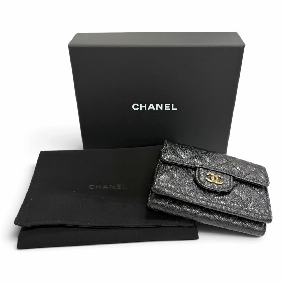 Excellent CHANEL Matelassé Timeless Classic Small Flap Wallet AP0230
