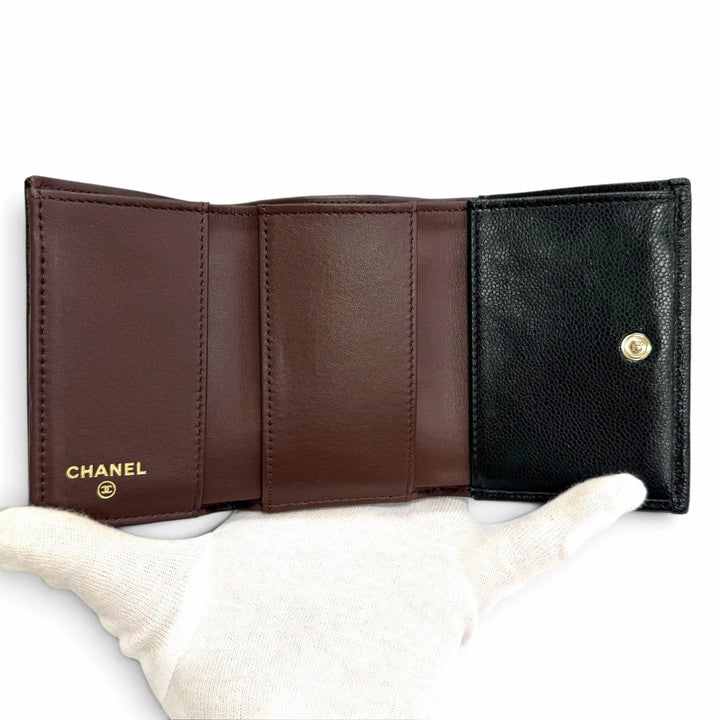Excellent CHANEL Matelassé Timeless Classic Small Flap Wallet AP0230