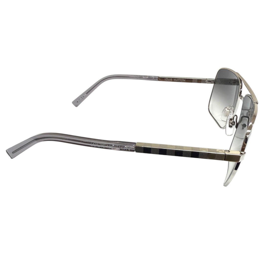 Excellent LOUIS VUITTON Sunglasses Attitude Current product Argent