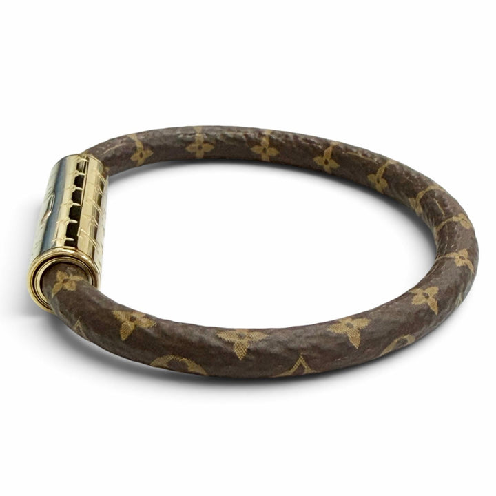 Excellent LOUIS VUITTON bracelet LV Confidential Monogram canvas Women M8274F