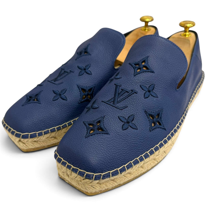 Great LOUIS VUITTON Slip-on Monogram logo embroidered espadrilles Navy