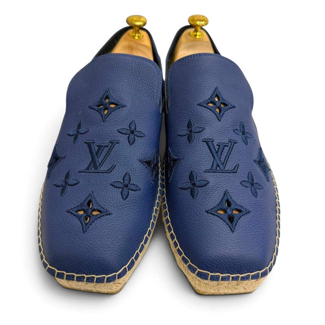 Great LOUIS VUITTON Slip-on Monogram logo embroidered espadrilles Navy