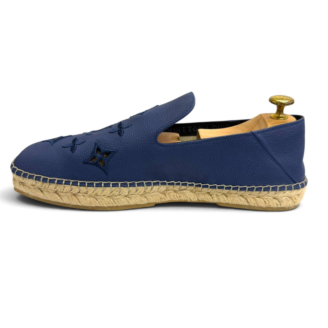 Great LOUIS VUITTON Slip-on Monogram logo embroidered espadrilles Navy