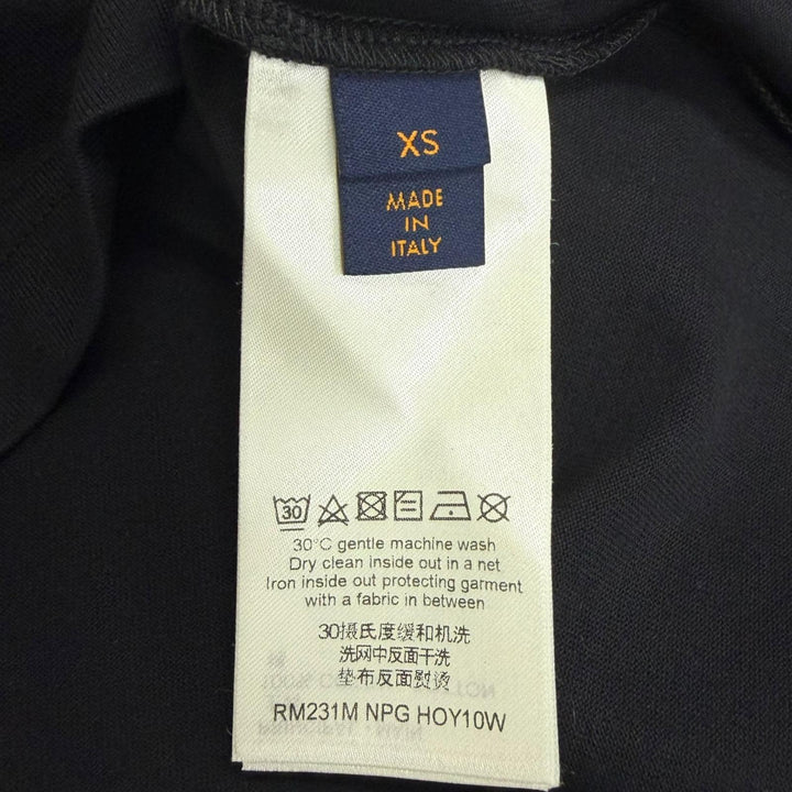 Pristine LOUIS VUITTON Short sleeve T-shirt black cotton mens