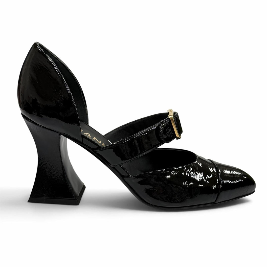 Great CHANEL pumps black Patent leather Women 36.5 G39048
