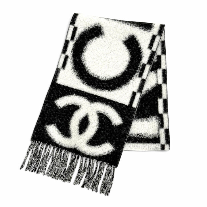Great CHANEL Scarf COCO Mark logo design fringe white cashmere Women AAA478