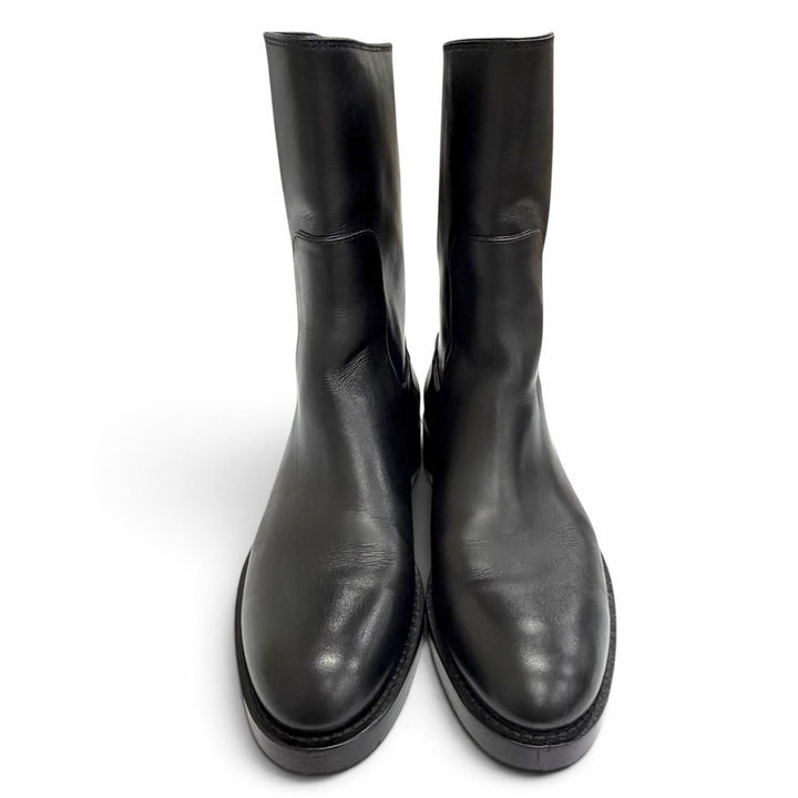 Great LOUIS VUITTON short boots LV Circle Logo Round Toe Flats black leather 37