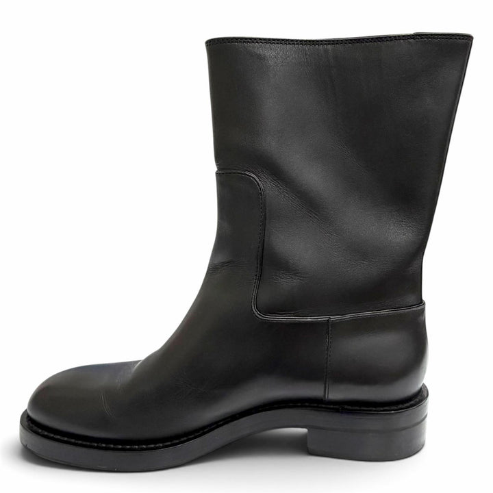 Great LOUIS VUITTON short boots LV Circle Logo Round Toe Flats black leather 37