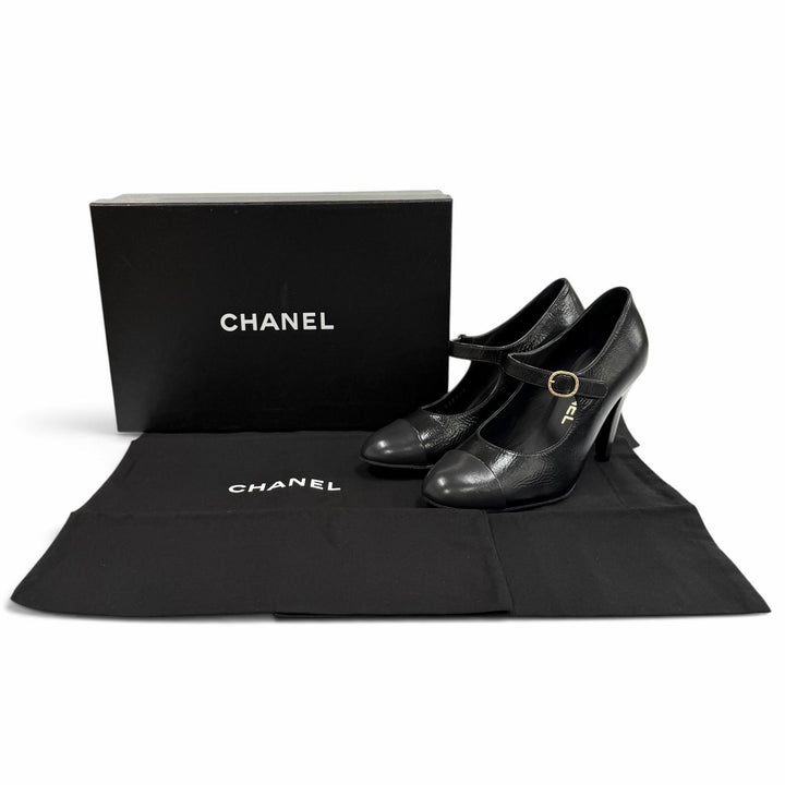 Pristine CHANEL pumps COCO Mark Belt Design Leather black leather 36 22A G39110