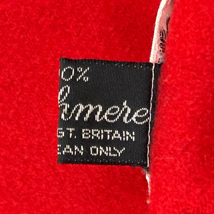 Great HERMES Scarf Embroidered logo with fringe Red cashmere mens