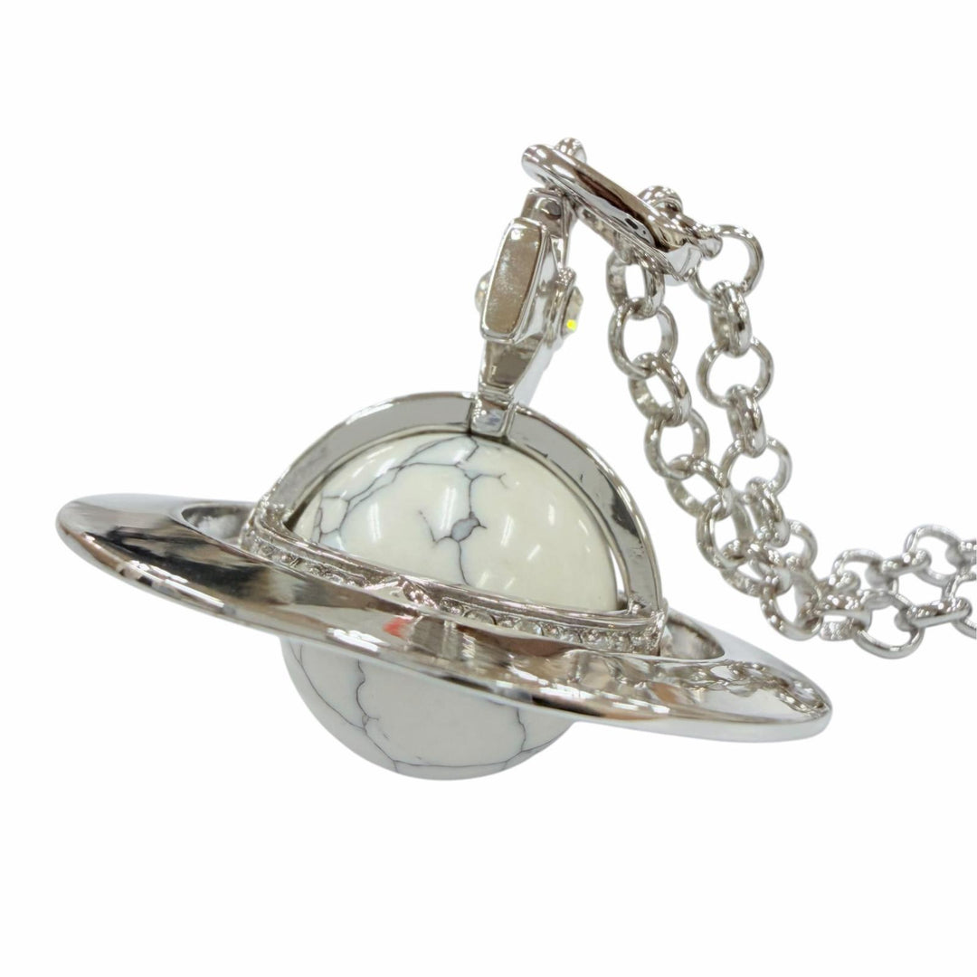 Great Vivienne Westwood Necklace Orb Small Howlite Necklace Silver ー Women