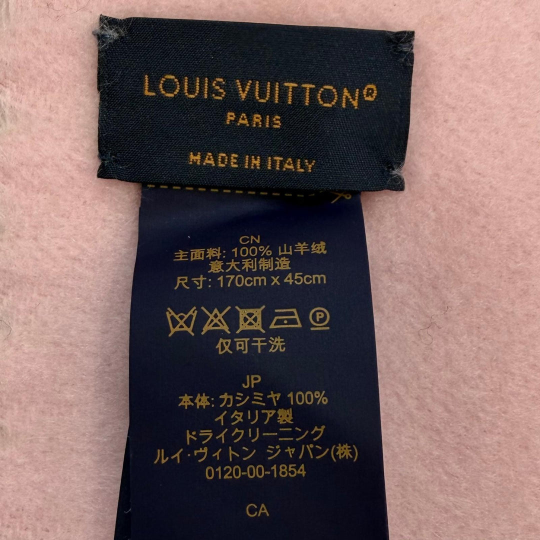 Great LOUIS VUITTON Scarf Reykjavik Monogram Giant with Fringe cashmere M90894