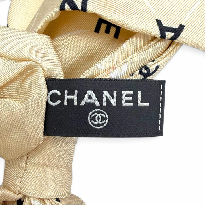 Excellent CHANEL COCO Mark logo scrunchie with ribbon, hair tie, silk AA9304