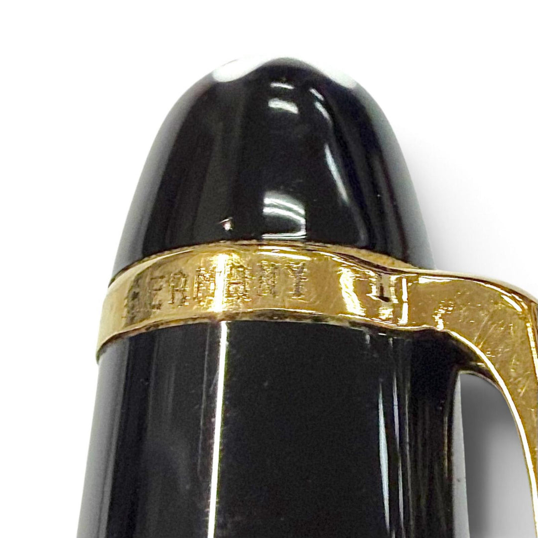 Great MONTBLANC Ballpoint pen Meisterstück Classic Pix black mens