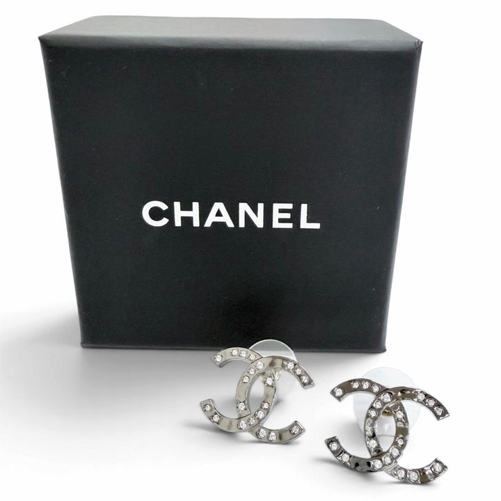 Excellent CHANEL Pierce COCO Mark rhinestone Gunmetal Women B24K