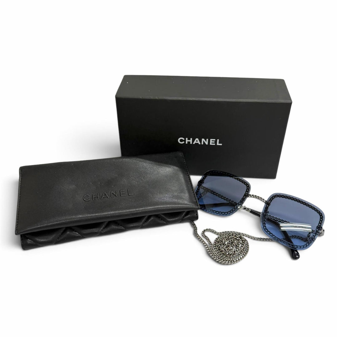 Great CHANEL sunglasses COCO Mark with Glass Chain Navy Women 4244