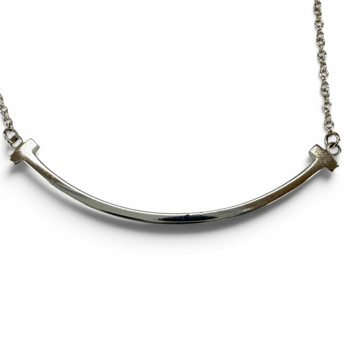 Great TIFFANY&Co. Necklace Smile Pendant Small T Smile Silver AG925 Women