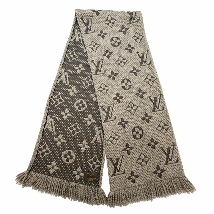 Great LOUIS VUITTON Scarf Escalp Logo Mania Monogram fringed scarf knit M72242