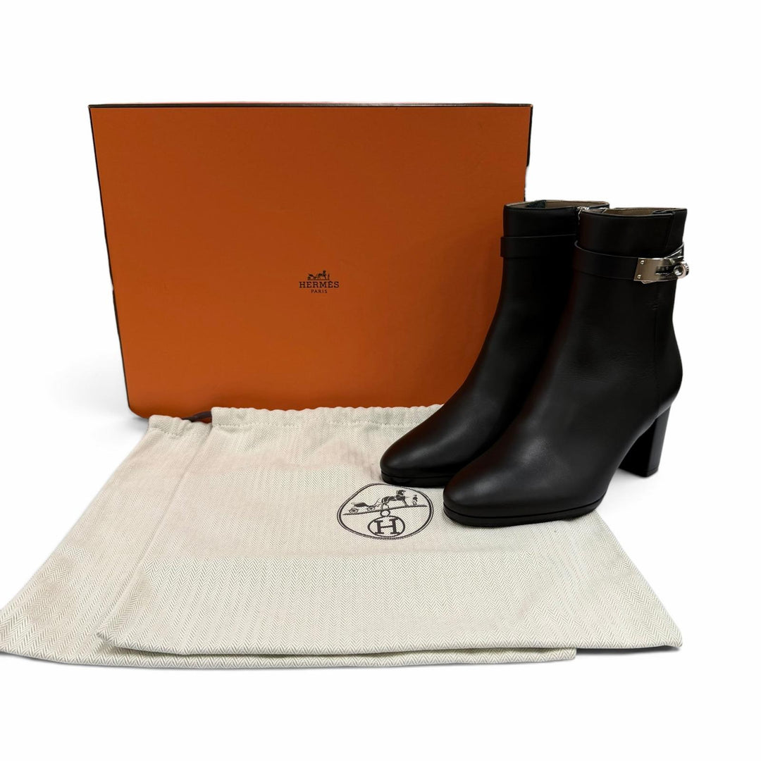 Pristine HERMES short boots Saint Germain Kelly Buckle Leather black 35