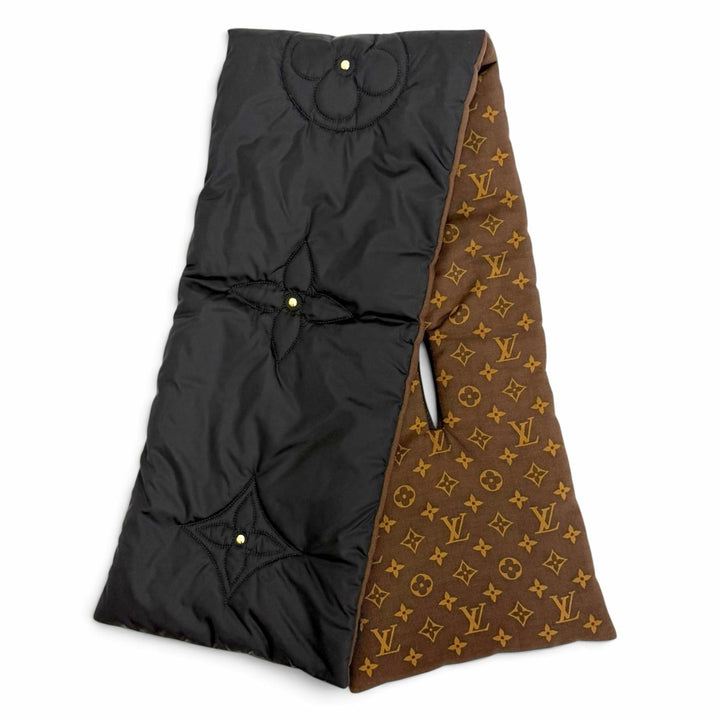 Great LOUIS VUITTON Scarf Echarpe Pillow Monogram LV stitching black M77049