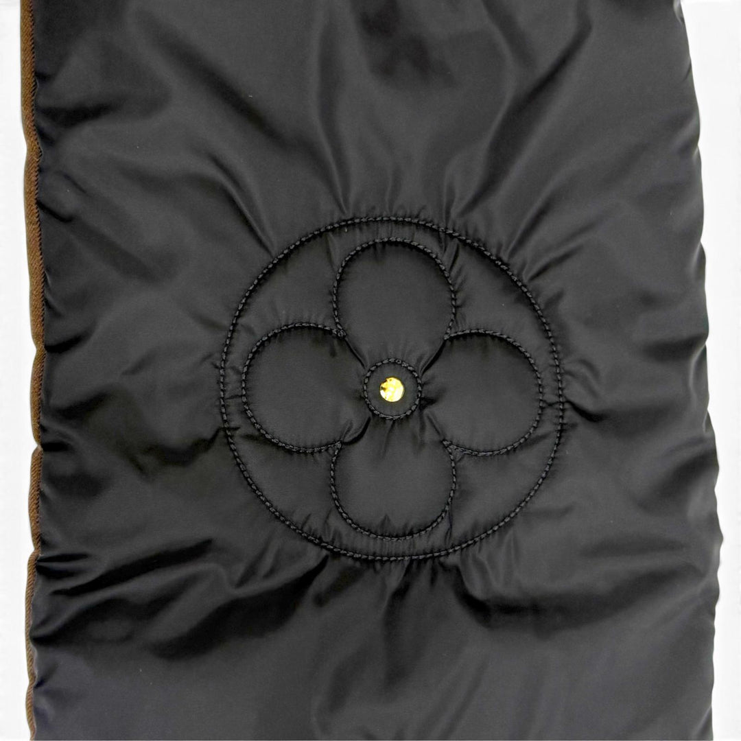 Great LOUIS VUITTON Scarf Echarpe Pillow Monogram LV stitching black M77049