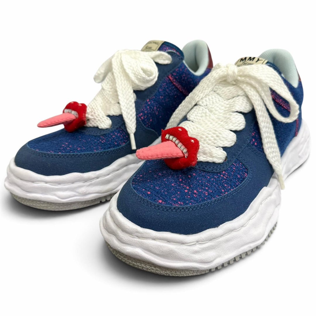 Pristine Maison MIHARA YASUHIRO 71 MICHAEL Low cut sneakers WAYNE with lips blue