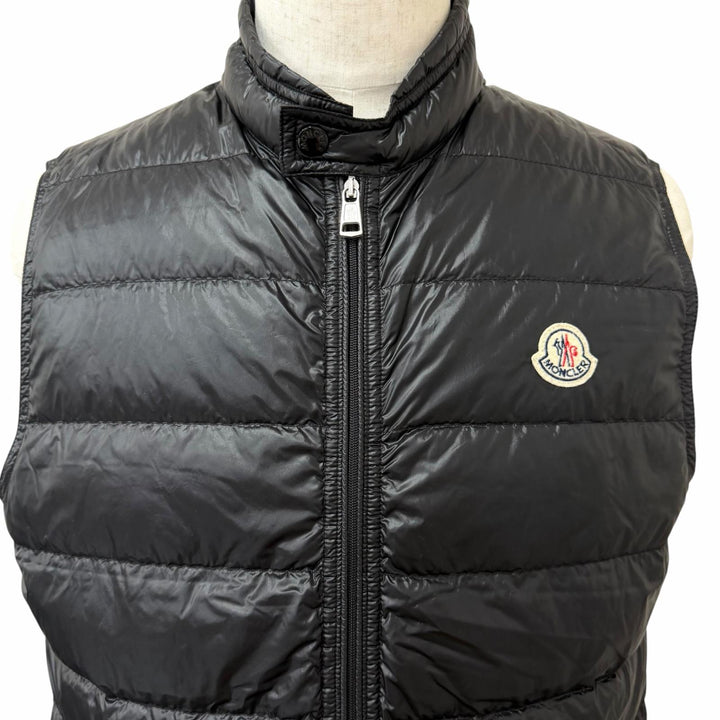 Great MONCLER Down vest GUI GILET Logo patch, packable, lightweight black Nylon