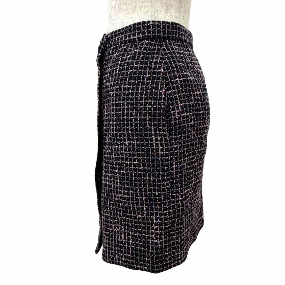 Excellent CHANEL Wrap skirt COCO Mark Lion Button Tweed black P73336V62835 22B