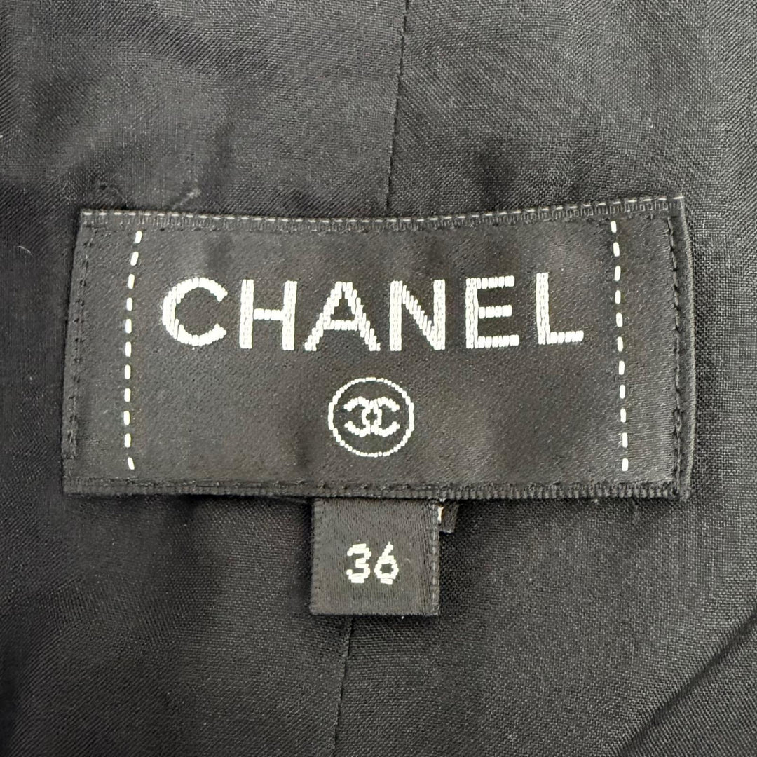 Excellent CHANEL Wrap skirt COCO Mark Lion Button Tweed black P73336V62835 22B