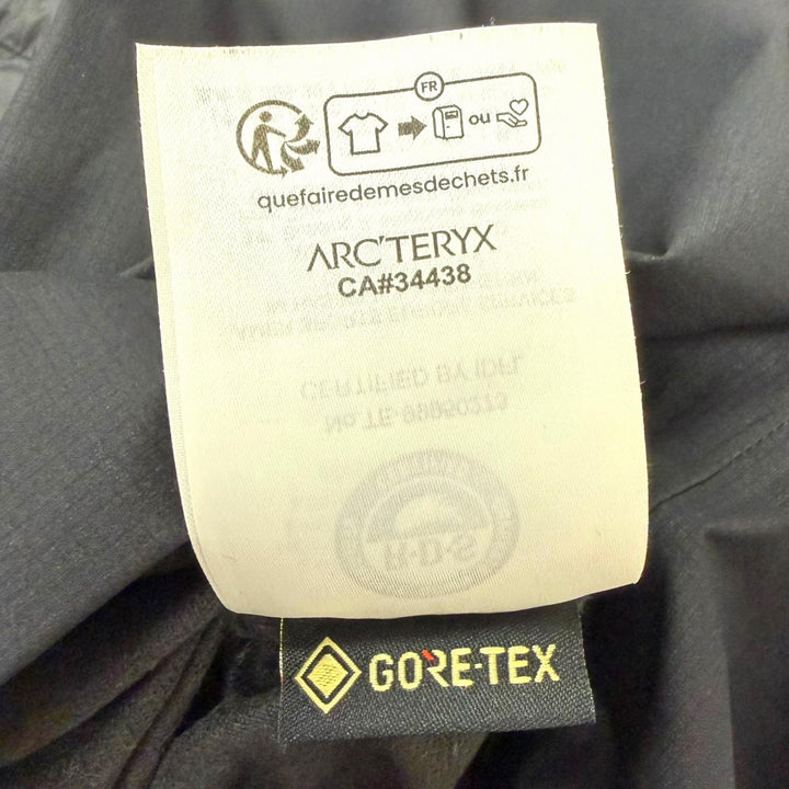 Great ARC'TERYX VEILANCE Down jacket Altus Down Jacket black