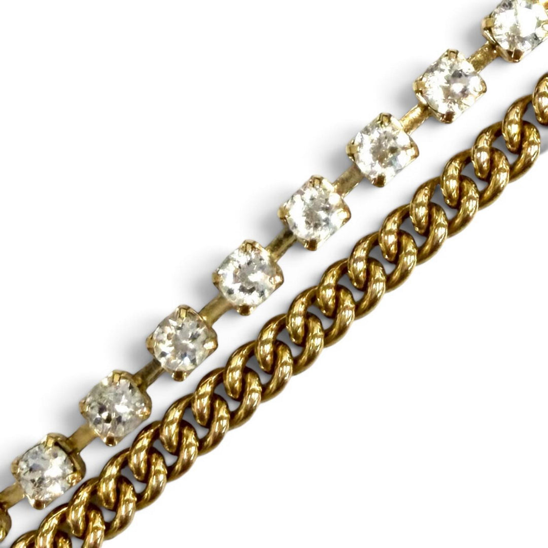 Excellent CHANEL Necklace COCO Mark Stone Crush Logo Chain gold Women C24P