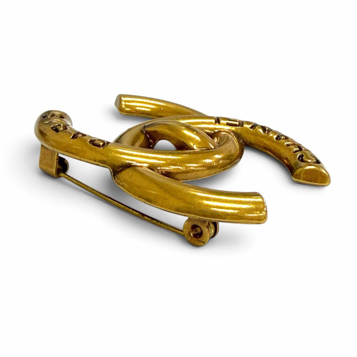 Great CHANEL Brooch COCO Mark Logo Turnlock Design gold Women B21K