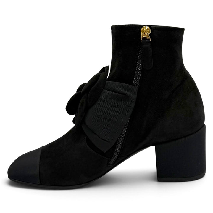 Excellent CHANEL short boots black Suede leather Women 37 G45310