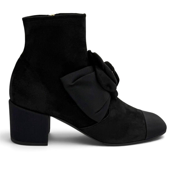 Excellent CHANEL short boots black Suede leather Women 37 G45310