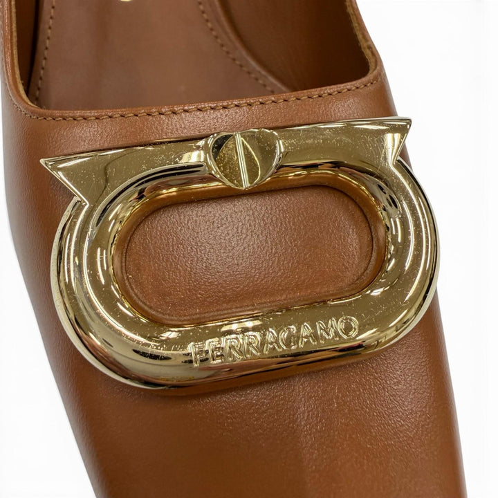 Excellent FERRAGAMO pumps Logo Metal Chunky Heel Leather Brown leather Women 6