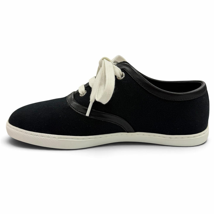 Pristine HERMES sneakers Innocent Leather logo patch, lace-up design black 36