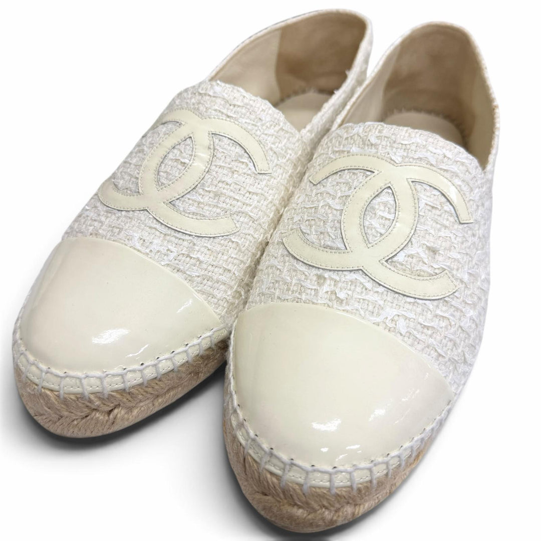 Great CHANEL Slip-on COCO Mark espadrilles Ivory mens 42 G29762