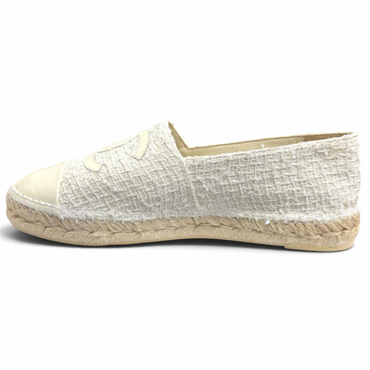 Great CHANEL Slip-on COCO Mark espadrilles Ivory mens 42 G29762