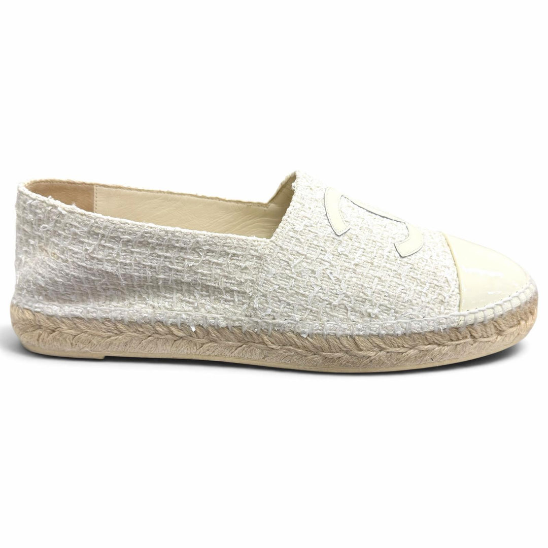 Great CHANEL Slip-on COCO Mark espadrilles Ivory mens 42 G29762