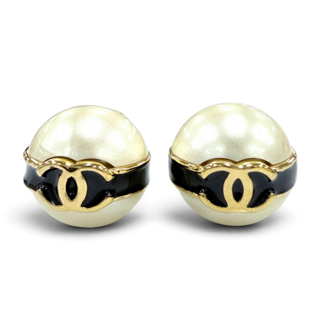 Excellent CHANEL Pierce COCO Mark Eco Pearl Black Line Accessories black B24