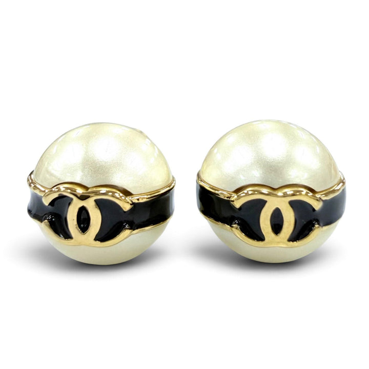 Excellent CHANEL Pierce COCO Mark Eco Pearl Black Line Accessories black B24