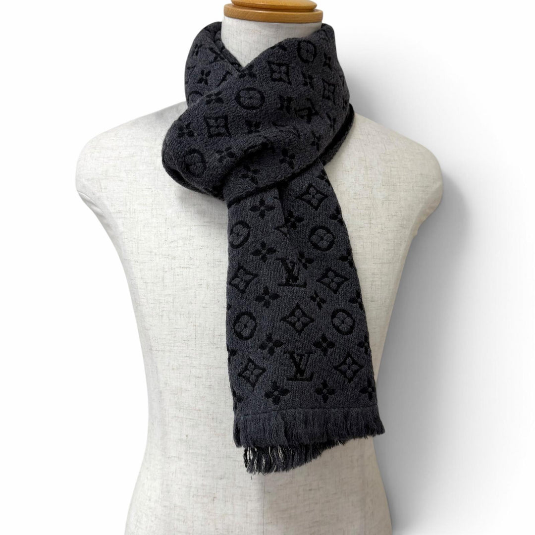 Very Good LOUIS VUITTON Scarf Monogram Classic Anthracite wool mens M78526