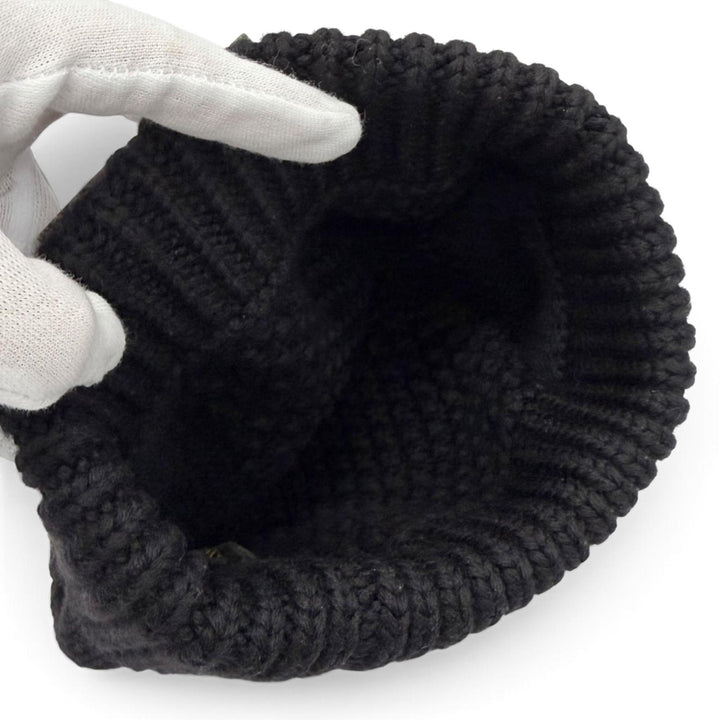 Great LOUIS VUITTON Knit cap Logo leather patch Damier knit hat black 402775