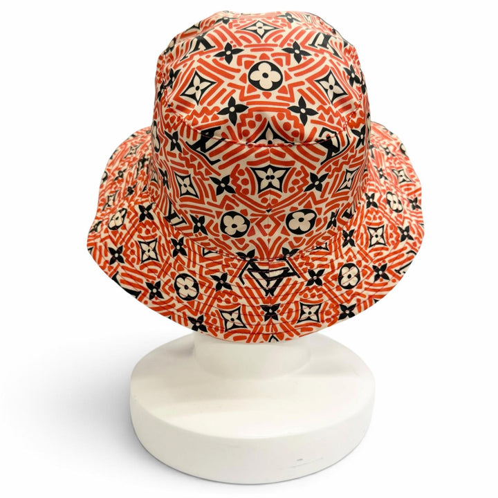 Great LOUIS VUITTON Bob Carry-On Crème Rouge Monogram Bucket hat Red M76537