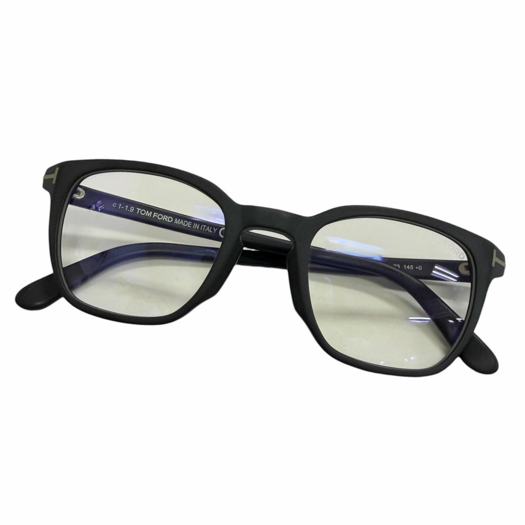 Excellent TOM FORD sunglasses Wellington Frame Matt black mens TF5592-D-B