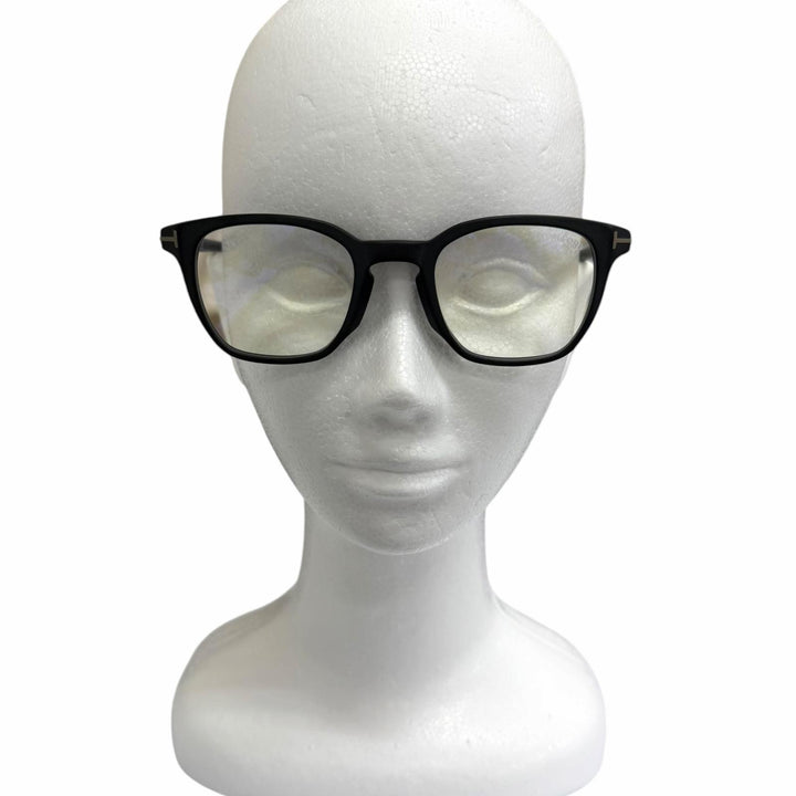 Excellent TOM FORD sunglasses Wellington Frame Matt black mens TF5592-D-B