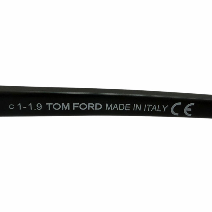 Excellent TOM FORD sunglasses Wellington Frame Matt black mens TF5592-D-B